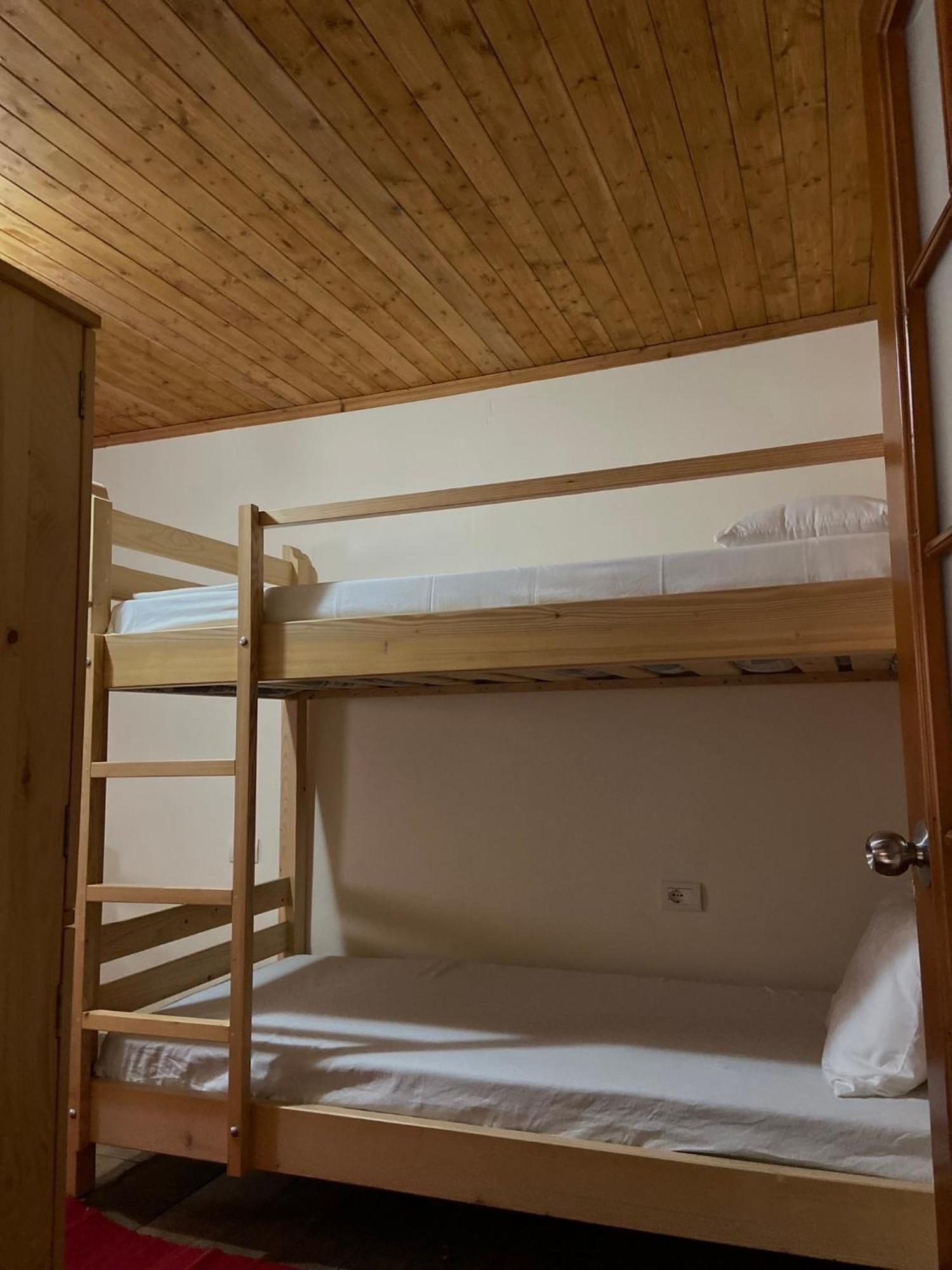 Teo'S Guest House Μπεράτ Εξωτερικό φωτογραφία